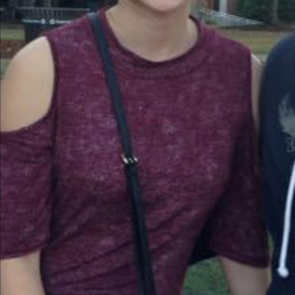 Cold Shoulder Top Size M